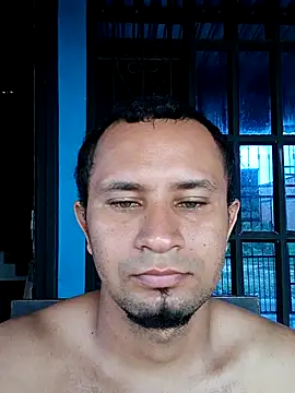 Snapshot of MiredCarabao chatting on April 2026 02:42:01 PM MiredCarabao online show from April 2026 02:42:01 PM