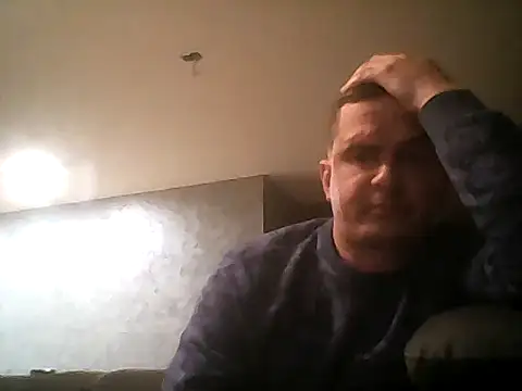 nezinau34 online show from March 2026 05:18:02 PM