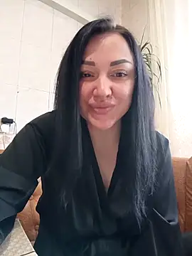 Snapshot of Elsie-Nora chatting on April 2026 05:58:02 AM Elsie-Nora online show from April 2026 05:58:02 AM