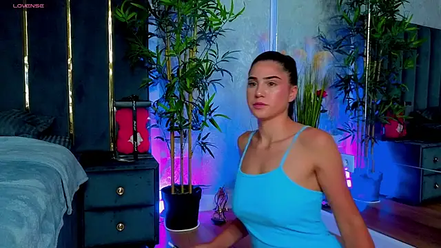 valery evan online show from July 2026 06:32:01 PM