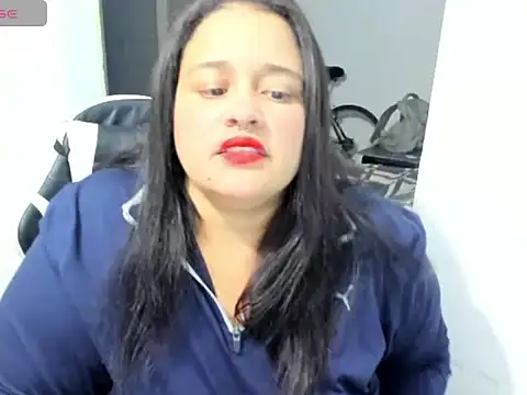 Atenea 19  online show from May 2026 08:18:01 AM