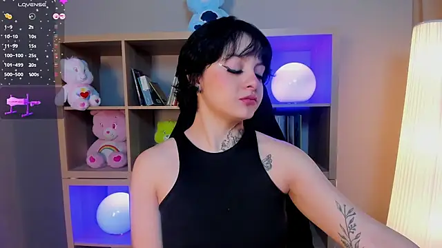 Snapshot of _EmilyRouge_ chatting on July 2026 03:56:02 AM EmilyRouge online show from July 2026 03:56:02 AM