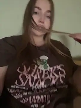 Snapshot of milana_millka chatting on March 2026 08:19:01 AM milana millka online show from March 2026 08:19:01 AM