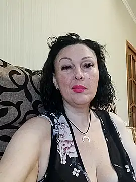 Snapshot of HelgaDennis chatting on July 2026 03:34:01 AM HelgaDennis online show from July 2026 03:34:01 AM
