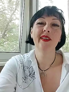 Snapshot of HelgaDennis chatting on July 2026 05:44:02 AM HelgaDennis online show from July 2026 05:44:02 AM