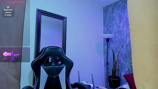 luna lat online show from July 2026 11:42:02 AM