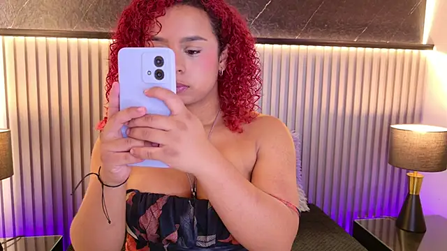 Snapshot of lara_curly chatting on August 2026 10:35:02 AM lara curly online show from August 2026 10:35:02 AM