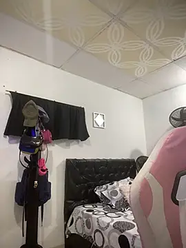Blowjob-Queen  online show from June 2026 03:44:01 AM