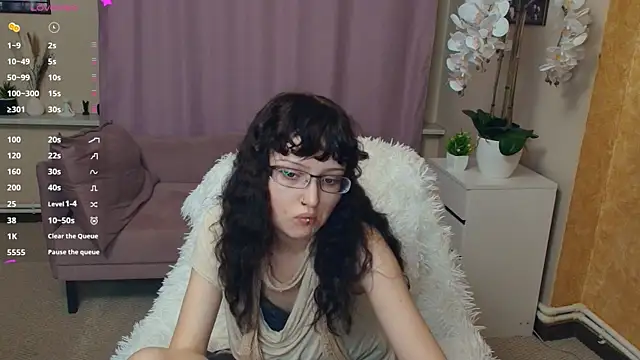JordanSvetlik online show from June 2026 07:45:01 PM