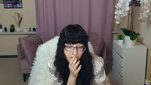 JordanSvetlik online show from June 2026 07:05:02 PM