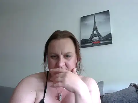 Snapshot of HotPussy785 chatting on May 2026 08:20:01 AM HotPussy785 online show from May 2026 08:20:01 AM