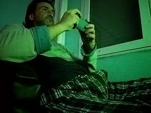 DanTrov79 online show from April 2026 06:38:01 PM