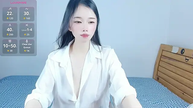 Snapshot of amihuang chatting on June 2026 12:08:02 PM amihuang online show from June 2026 12:08:02 PM