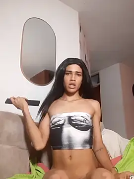 Snapshot of candylira31 chatting on April 2026 07:53:01 AM candylira31 online show from April 2026 07:53:01 AM
