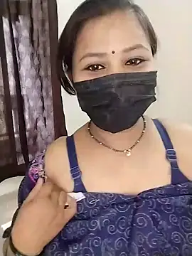 Snapshot of Hoty_bhabii chatting on April 2026 08:57:02 AM Hoty bhabii online show from April 2026 08:57:02 AM