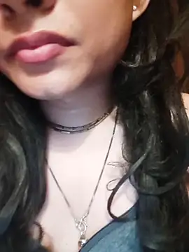 Snapshot of SweetTsAngel chatting on April 2026 05:06:02 PM SweetTsAngel online show from April 2026 05:06:02 PM