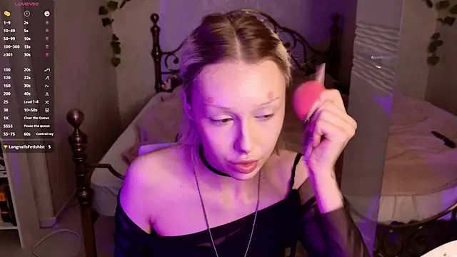 ghost girly online show from May 2026 03:40:02 PM