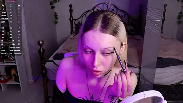 ghost girly online show from May 2026 08:28:02 PM