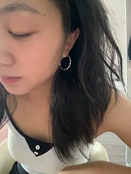 Shanshan 1267 online show from May 2026 08:56:01 AM