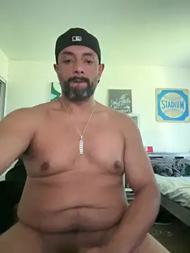 loudoggg online show from May 2026 09:43:01 PM