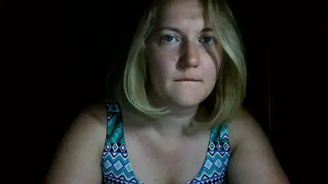 TinaKittyX online show from June 2026 09:03:02 PM