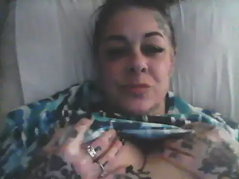 Kitty bang online show from April 2026 12:13:01 AM