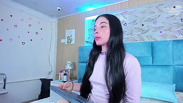 Delphine doll online show from May 2026 11:51:02 AM