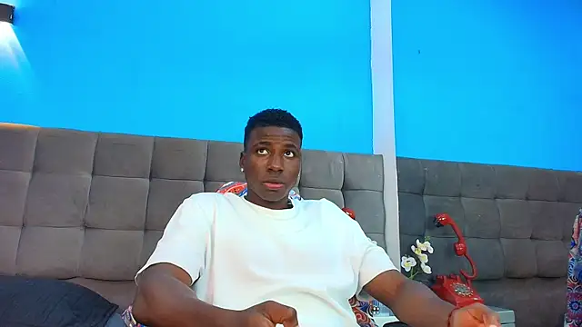 Snapshot of JeanDantte chatting on June 2026 08:03:01 PM JeanDantte online show from June 2026 08:03:01 PM