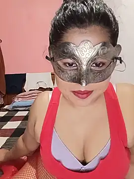 Snapshot of Maskedcurves chatting on June 2026 01:19:02 PM Maskedcurves online show from June 2026 01:19:02 PM