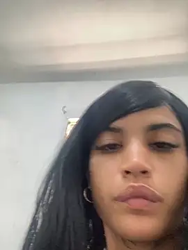La ReynaZendeya online show from May 2026 03:10:01 PM
