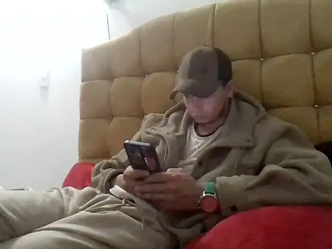 Snapshot of manulito260 chatting on July 2026 12:39:01 AM manulito260 online show from July 2026 12:39:01 AM