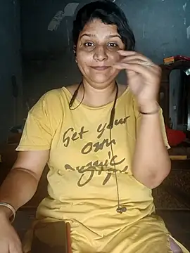 Snapshot of Riyashrma001 chatting on April 2026 02:38:02 AM Riyashrma001 online show from April 2026 02:38:02 AM