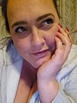 Blondibaby online show from April 2026 09:19:01 PM