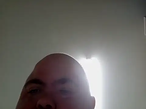 Nigel1233 online show from April 2026 12:15:01 PM