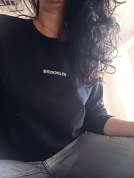 dua-lippa online show from April 2026 06:25:02 AM