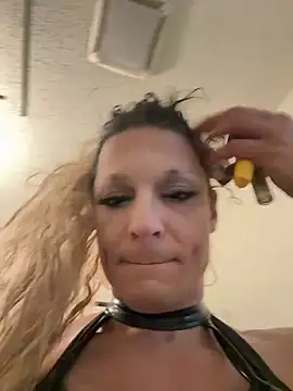 GypsiiCornel online show from July 2026 02:42:02 PM