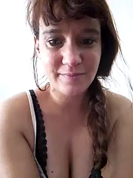 Maggie38 online show from June 2026 07:32:01 AM