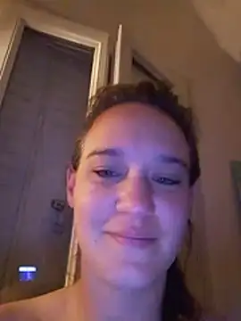 Maggie38 online show from August 2026 03:34:01 AM