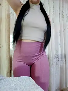 Flavyaaa online show from April 2026 04:46:02 AM