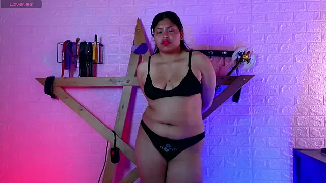 Bdsm Kiara online show from April 2026 01:50:02 PM