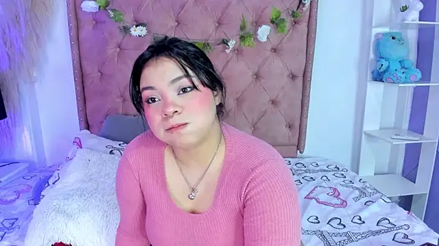 Snapshot of ROSELEI_ chatting on May 2026 12:45:02 PM ROSELEI online show from May 2026 12:45:02 PM