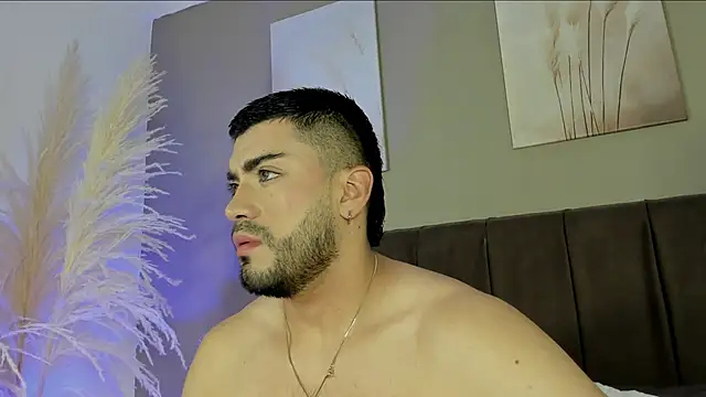 Snapshot of Alexander_Diazz chatting on May 2026 02:54:01 PM Alexander Diazz online show from May 2026 02:54:01 PM
