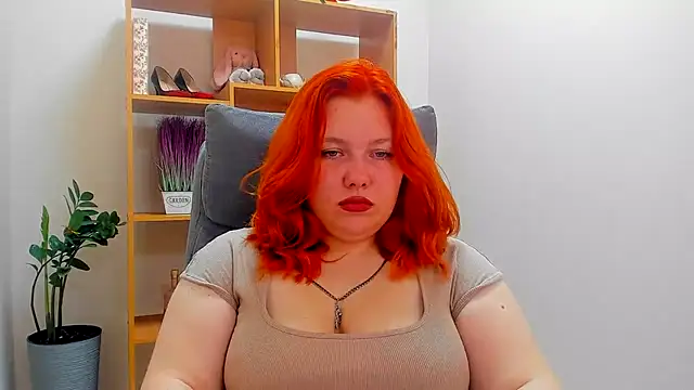 Snapshot of Aillia-Rous chatting on May 2026 06:29:02 AM Aillia-Rous online show from May 2026 06:29:02 AM