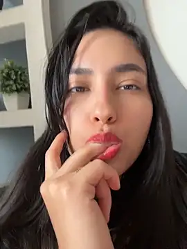 VioletRousee online show from June 2026 06:52:01 PM