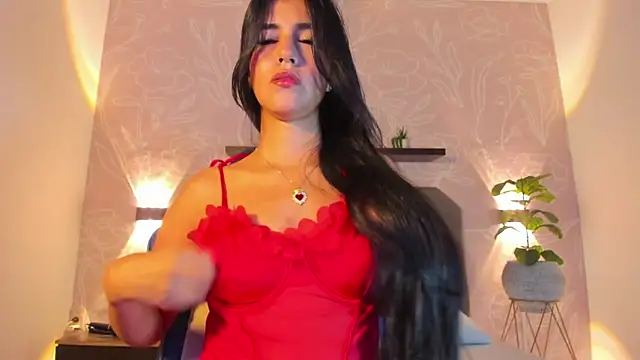 lunna celeste online show from April 2026 12:33:02 PM
