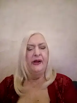 Julia20X online show from April 2026 09:03:01 AM