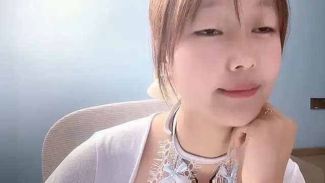 Snapshot of Xiaoqing00 chatting on April 2026 02:27:02 AM Xiaoqing00 online show from April 2026 02:27:02 AM