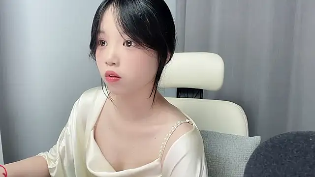 Snapshot of Xiaoqing00 chatting on May 2026 10:36:01 AM Xiaoqing00 online show from May 2026 10:36:01 AM