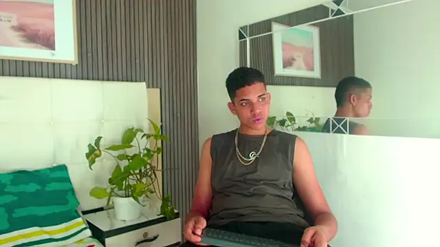 Lukaz Caballero online show from May 2026 04:31:02 AM