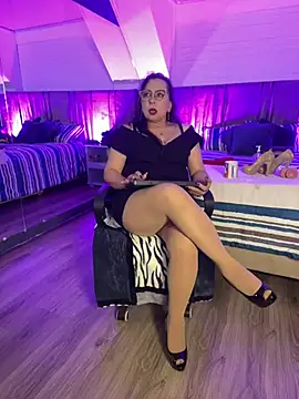 Jenifer cruz online show from May 2026 05:46:02 AM